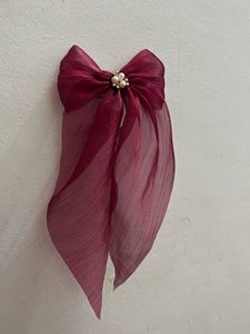 Chic Burgundy Bow Hair Accessory