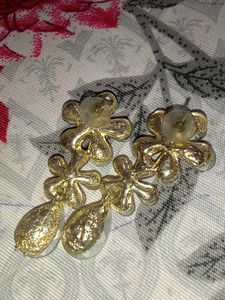 Earings