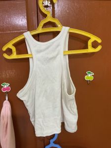 White Crop Tank Top l
