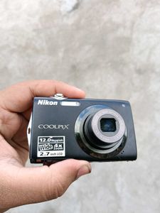 Nikon Coolpix S3000 (Black) –working
