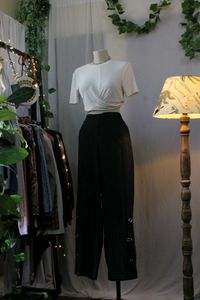 H&amp;M Chic White Crop Top