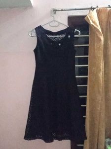 Chic Black Dress