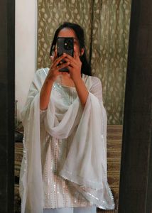 suit with umbrella plazo