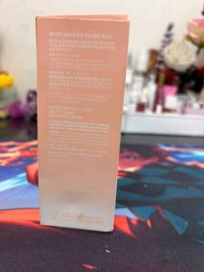 Medicube Milk Toning Wrapping Mask