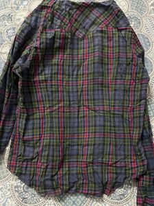 Levi&#39;s Plaid Shirt