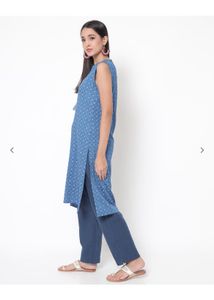 Siyahi Sleeveless Kurti