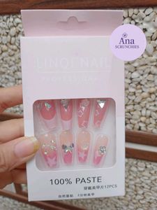 Press-On Nail Set( Pack Of 6)