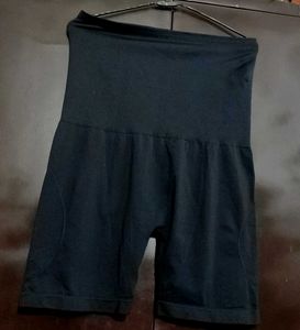 Black⚫ Cycling Shorts for 32 Waist