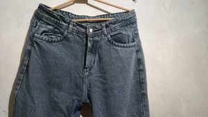 Blackish Grey Straight Fit Jeans