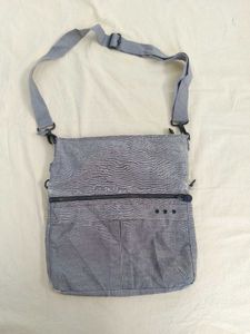 Kipling authentic Stylish Crossbody Bag