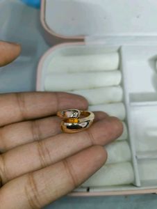 Gold Tone Fashion Ring