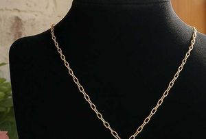 newme- Daisy Pendant Necklace