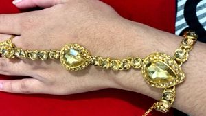 Premium Wedding Jewellery Set • Brand New &amp; Unused