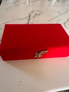 Red Velvet Gift Box With Bowls And Plate