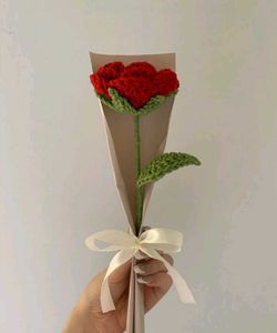 Crochet Red Rose Bouquet