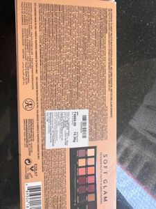 Anastasia Soft Glam Palette