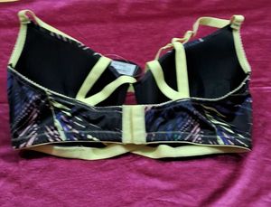 Clovia Bra Size 38E