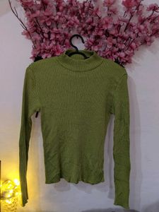 Green Woolen Top To.Wear Under Jackets