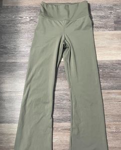 Nike Dri-Fit Flare Trackpants