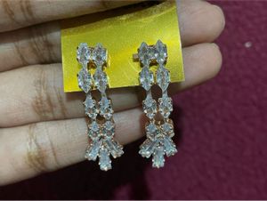 Elegant Crystal Necklace &amp; Earring Set