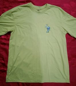 Oversize Unisex T-shirt.