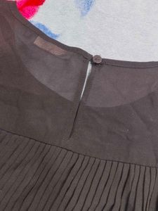 Elegant Black Sleeveless Top