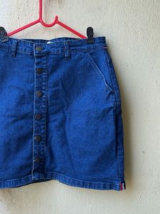 New 😍Denim Button-Front Mini Skirt