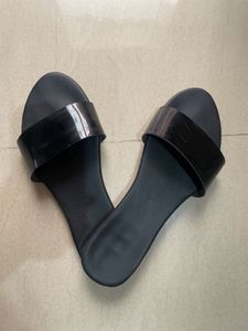 Chic Black Slides