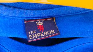 Blue HundDus Canadian Classic Tee