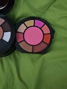 Eyeshadows, Foundation, Lipstick