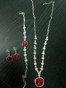 Red Pendant Studded Necklace