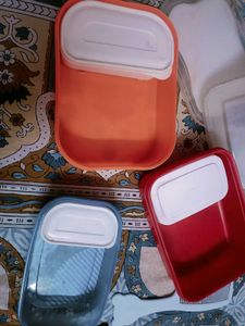 Combo Of 3 Plastic Lunch &amp; A Banana Boxes