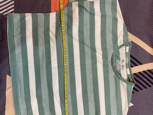 Green And White Color Crop Top