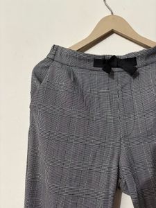 H&amp;M Women&#39;s Grey Check Paperbag Trousers