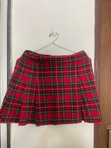 Red Plaid Pleated Skirt – Classic Tartan Style