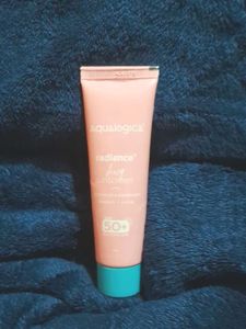 Moiz Cleaner+free Sunscreen And Ice Roller