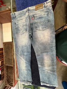 Levi&#39;s Jeans - Distressed Wash