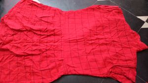 Tops Red