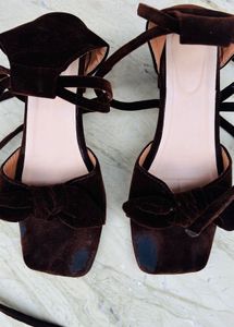 Brown Tie-Up Heels