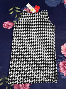 Houndstooth Top/Tank