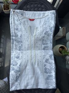 Elegant White Printed Kurta