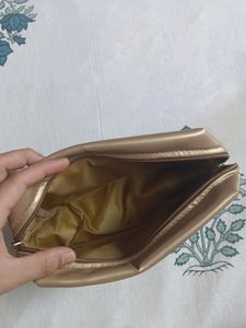 SMYTTEN Golden Vanity Pouch