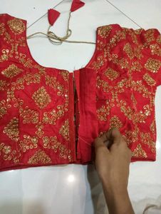Embroidered Blouse 😍Set Of 2