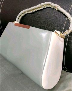 ✅ PREMIUM QUALITY BRAND NEW SLING BAG  ✅