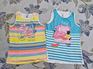 Set Of 2 Sleeveless Shirt