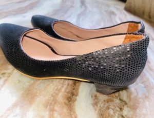 Black Pointed Toe Heels