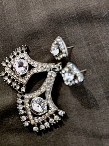 Earings