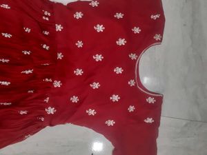 Elegant Maroon Gawon