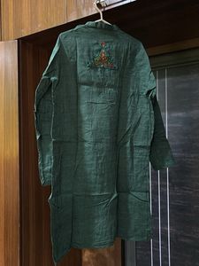 Green Embroidered Kurta