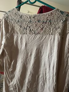 Oversized Fitted Lace T-shirt